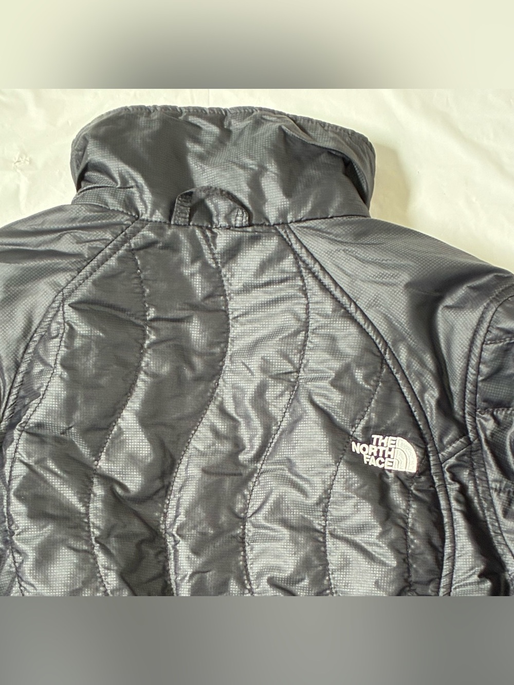 THE NORTH FACE QUILTED JACKET LIGHTWEIGHT COAT - Picture 9 of 10